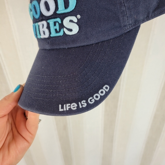NEW Life Is Good Good Vibes Baseball Hat Cap Blue 100% Cotton - Picture 2 of 5